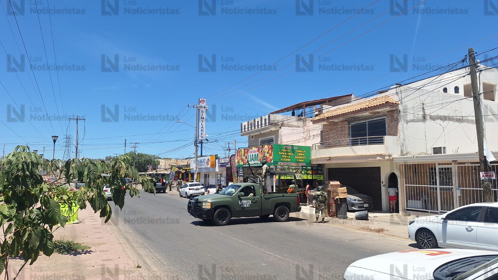 Elementos de la Defensa en frutería donde hubo un ataque a balazos