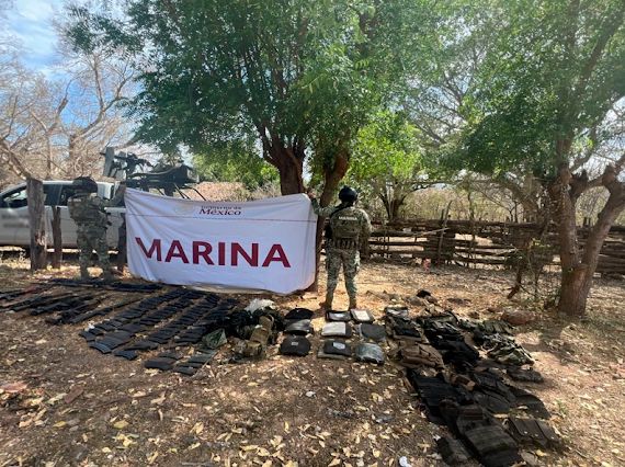 elementos del ejercito decomisan armas largas y cartuchos en operativos al sur de sinaloa
