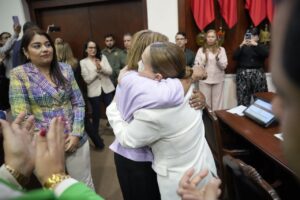 Elizabeth Montoya retoma actividades legislativas