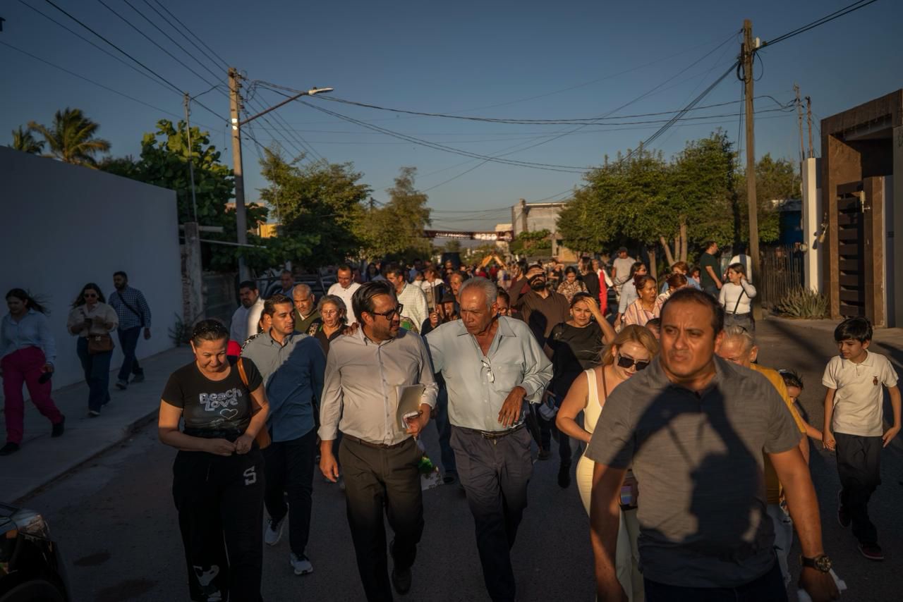 Entregan calles en la Guadalupe Victoria de Culiacán