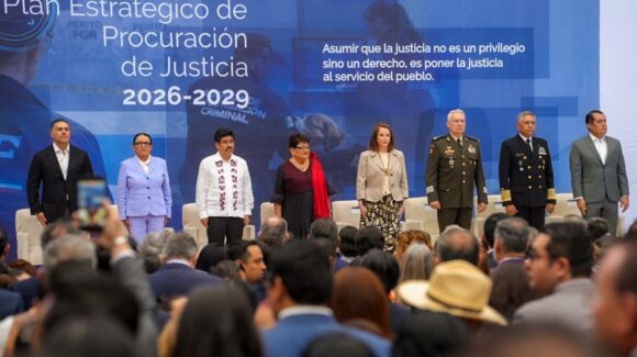 Gobernador Rocha asiste a la presentación del Plan Estratégico de Procuración de Justicia 2026-2029