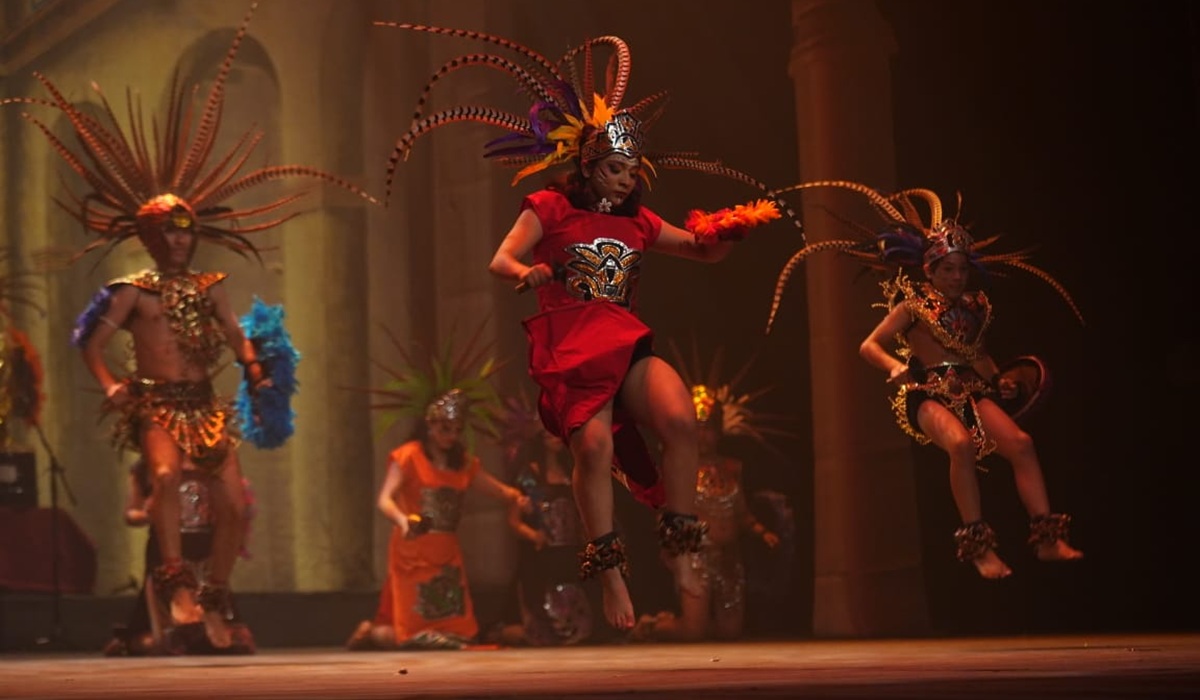 Espectáculo "Herencia Mexicana" cautiva en Mazatlán