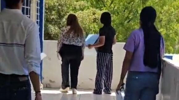 Estudiantes denuncian presuntas irregularidades en votaciones de la UAS en Los Mochis
