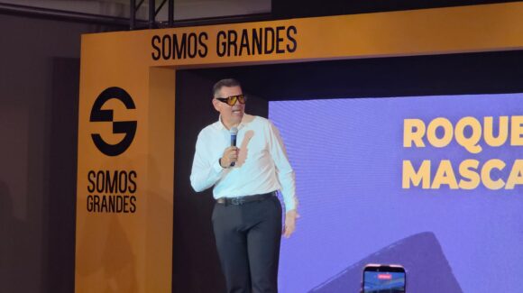 La implementación de la inteligencia artificial para el análisis de los datos de tu empresa se puede traducir en un incremento en ventas de 30 a 35 por ciento: Roque Mascareño