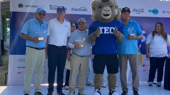 Más de 100 personas viven el Torneo de Golf Exatec Blue Open del Tec de Monterrey, en Culiacán