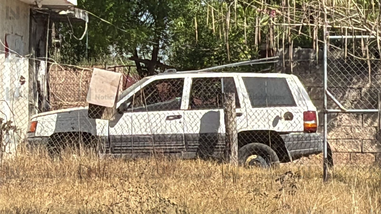 Escena resguardada por militares en la Limita de Itaje en Culiacán