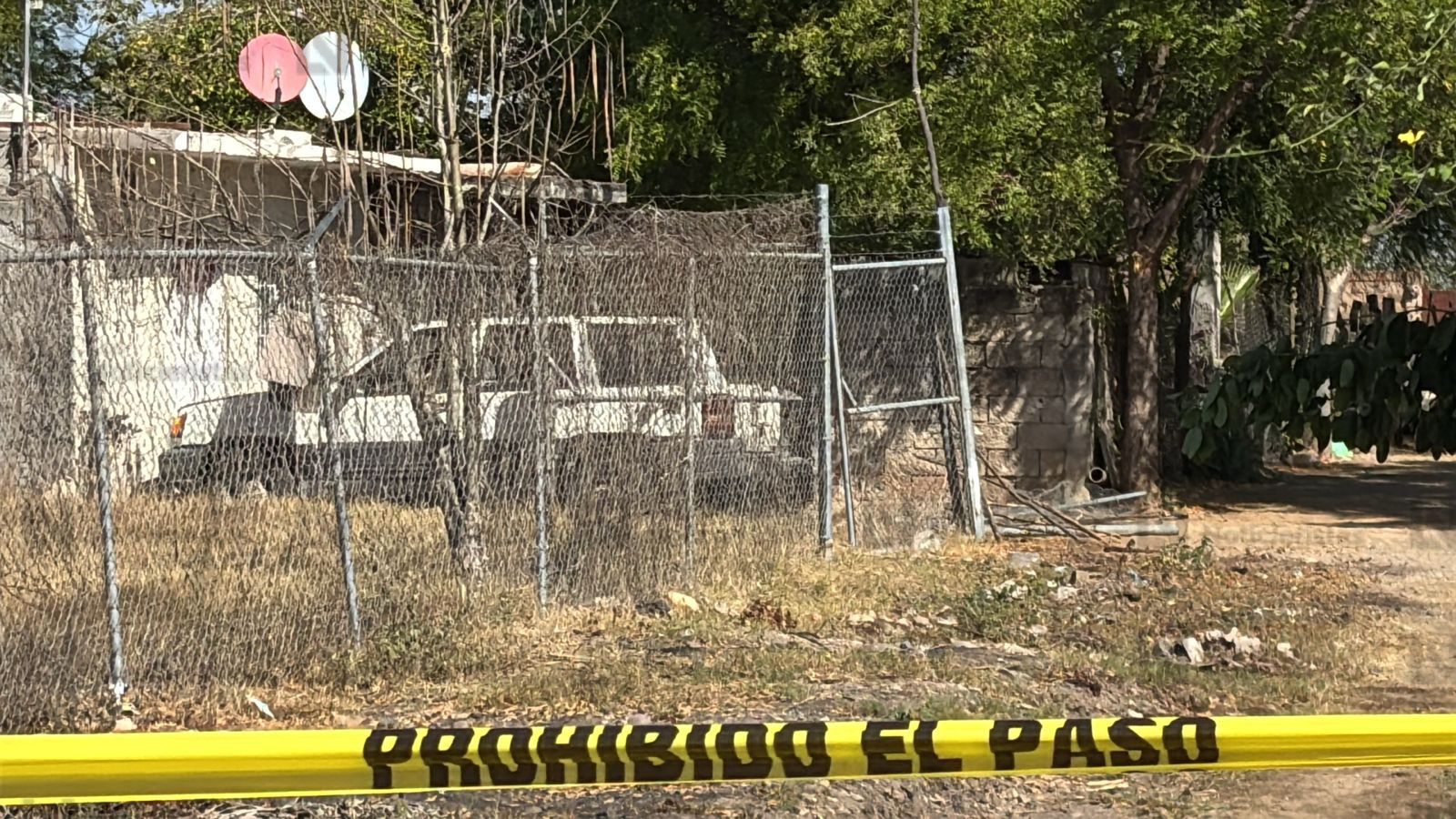 Escena resguardada por militares en la Limita de Itaje en Culiacán