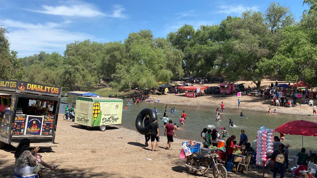 Familias de Guasave disfrutan de Plan del Río en jueves santo