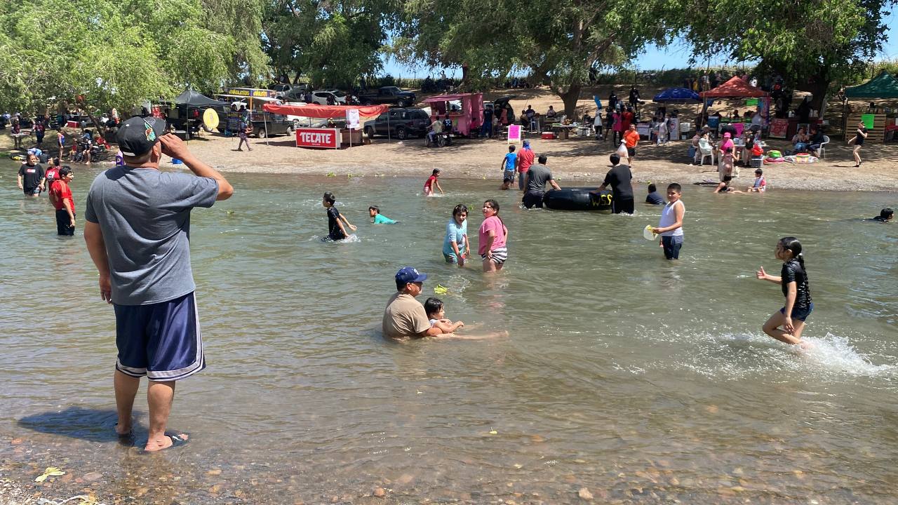 Familias de Guasave disfrutan de Plan del Río en jueves santo