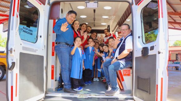 ¡Por el bienestar de la niñez de Badiraguato! Un éxito la Feria de la Salud del Niño