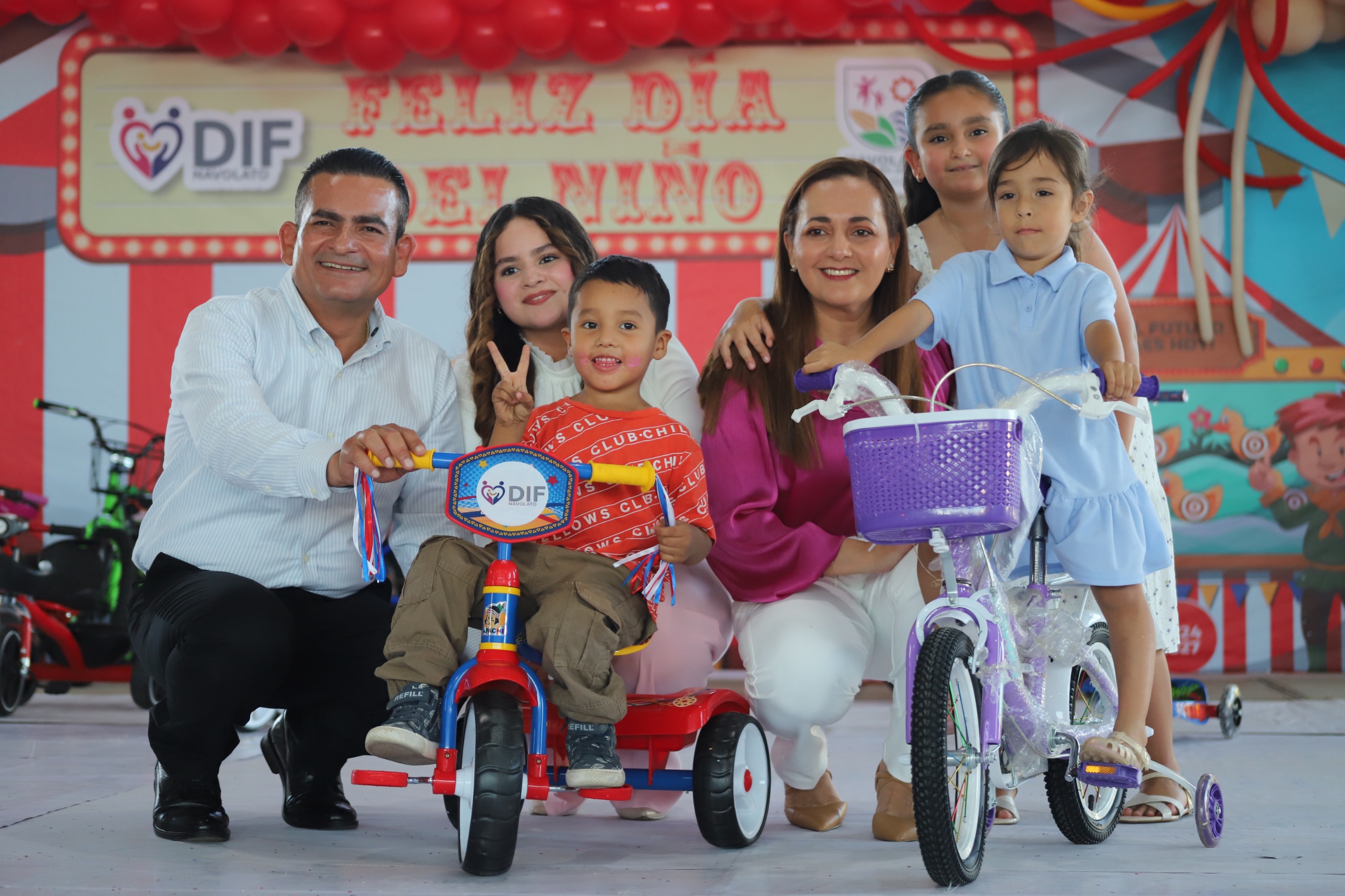 Festejos por el Día del Niño en comunidades de Navolato