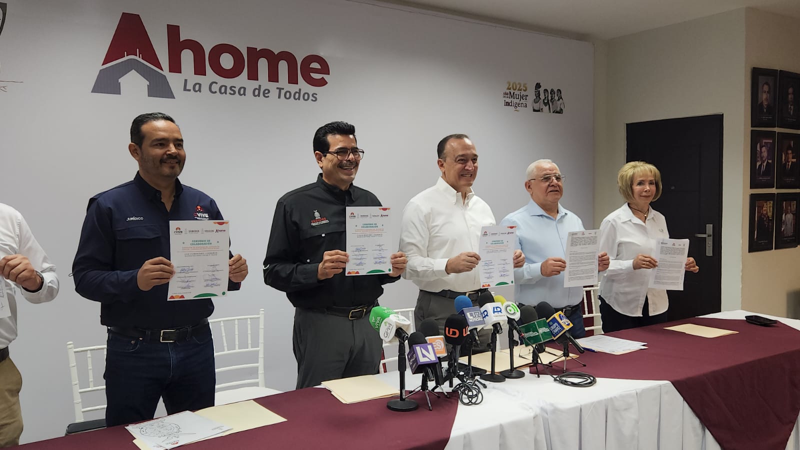 Firman Comisión de Vivienda en el Estado de Sinaloa y Ahome para regularización de predios en el municipio