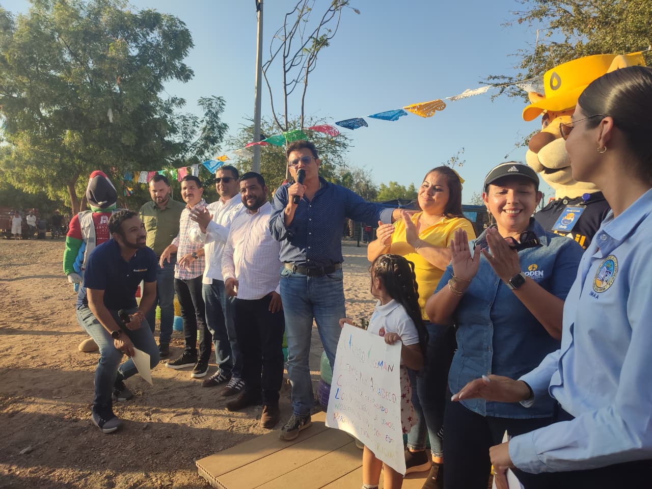 FODEN rehabilita parque en invasión Los Acantos, en Mazatlán
