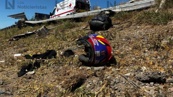 Un motociclista sin vida y otro lesionado, el saldo de un accidente en El Trébol de Los Mochis, Sinaloa