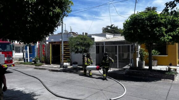Fuga de gas moviliza a cuerpos de emergencia y provoca evacuación de guardería en Mazatlán, Sinaloa