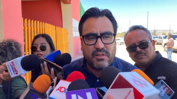Gámez Mendívil anuncia apoyos para ganaderos: se entregarán forrajes y se construirán abrevaderos