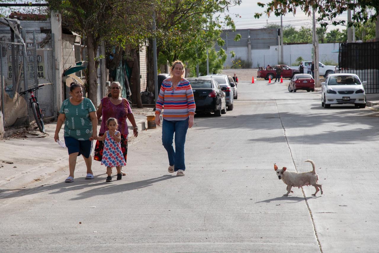 Gámez Mendívil entrega calles pavimentadas en Culiacán, Sinaloa