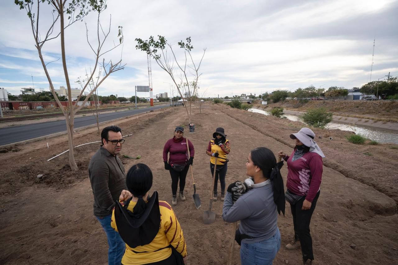Gámez Mendívil supervisa avances en la obra del Eje Federalismo, Culiacán