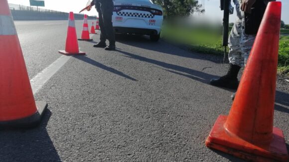 Hombre pierde la vida tras ser arrollado por un vehículo en la entrada de Juan José Ríos, Sinaloa