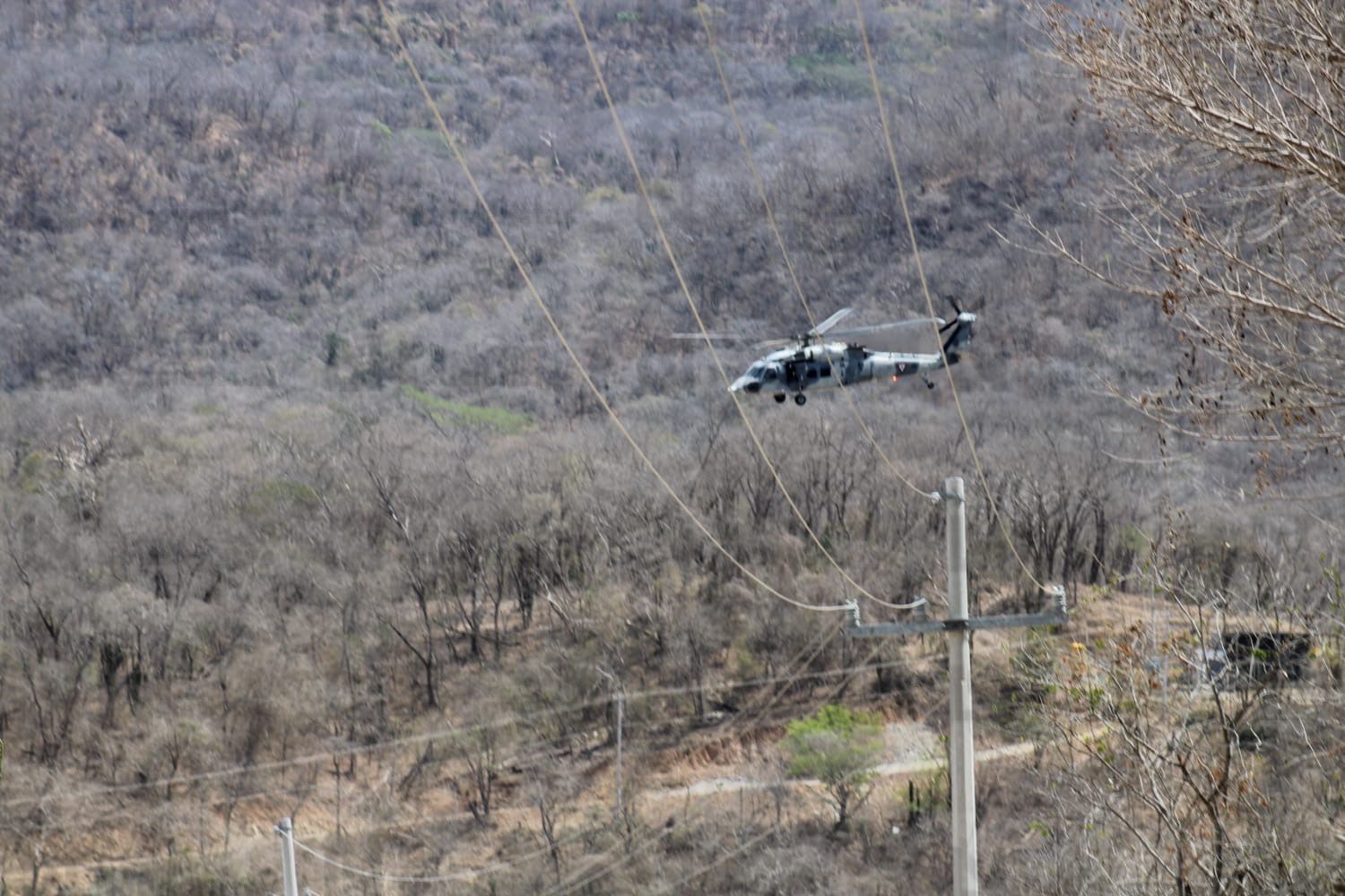 Helicóptero traslada a minero rescatado al HG de Mazatlán