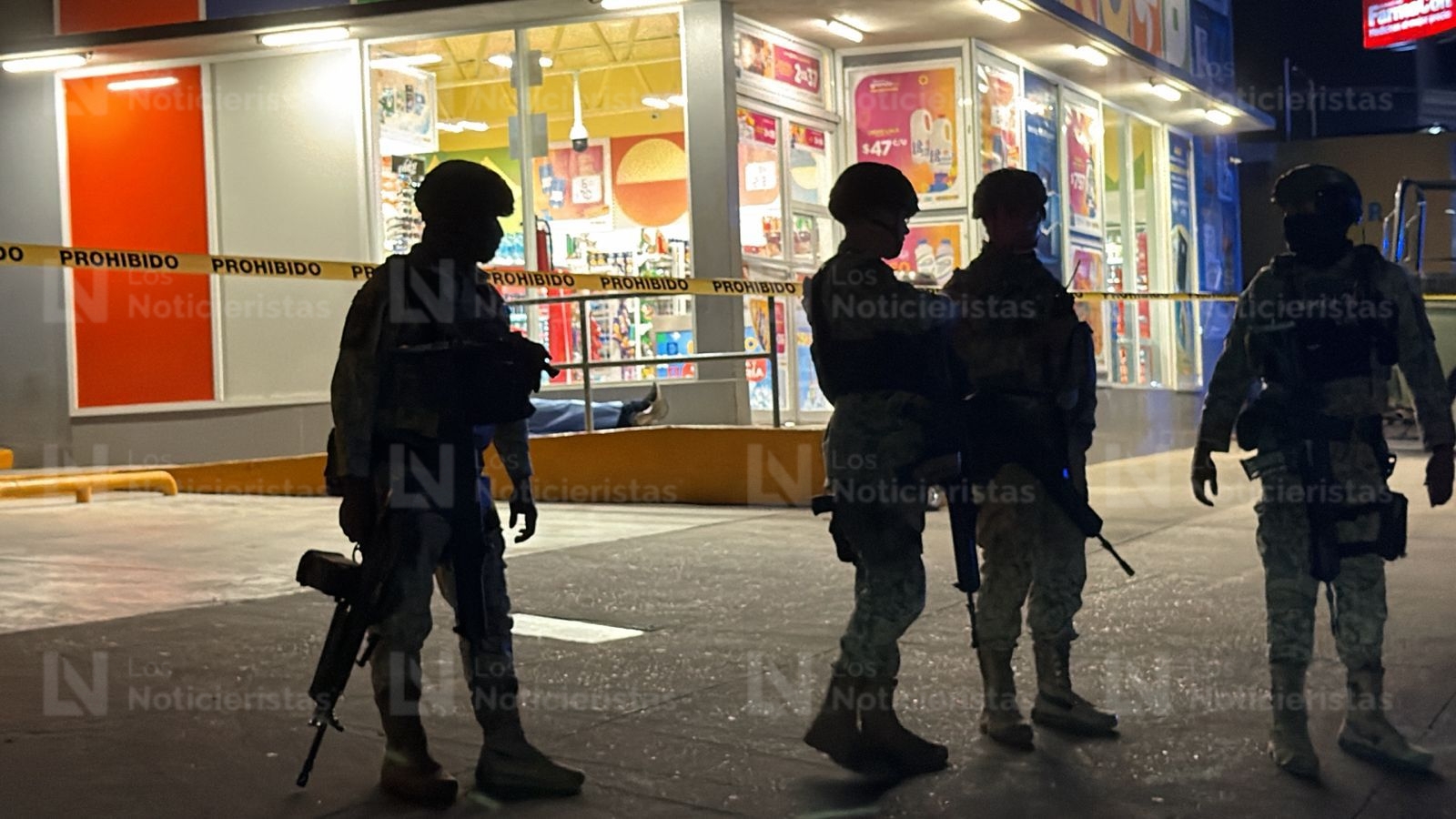Hombre ejecutado afuera de una tienda Kiosko de Culiacán, en los límites de las colonias Aquiles Serdán y Esthela Ortiz