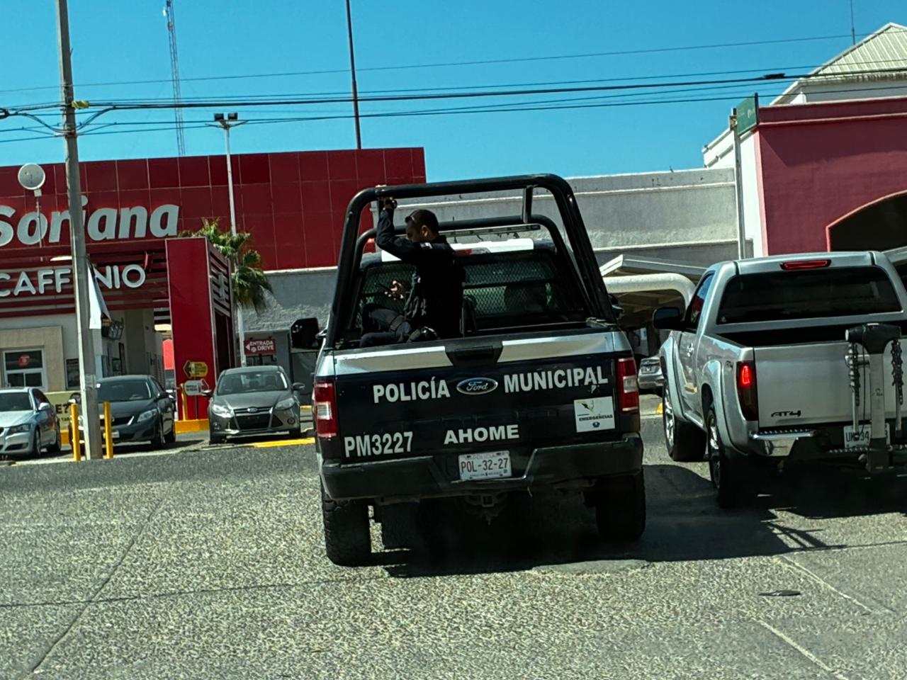Adulto mayor queda sin vida afuera de un supermercado de Los Mochis