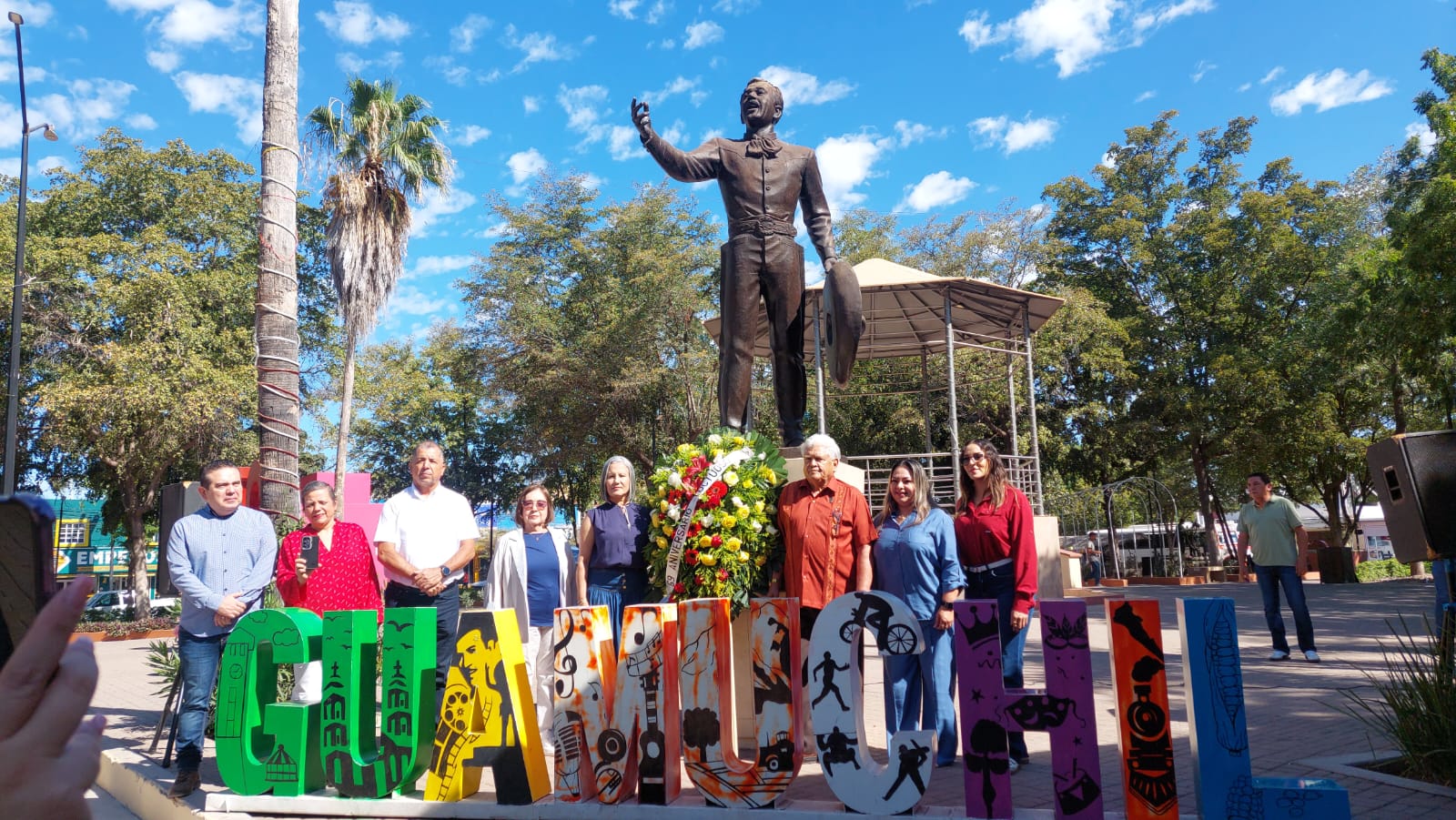 Autoridades de Salvador Alvarado rindieron homenaje a Pedro Infante