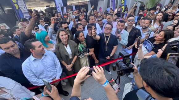 ADEEM Latina 2026 se inaugura en Mazatlán, Sinaloa, con lluvia de estrellas y Luis Alberto Díaz de Los Noticieristas