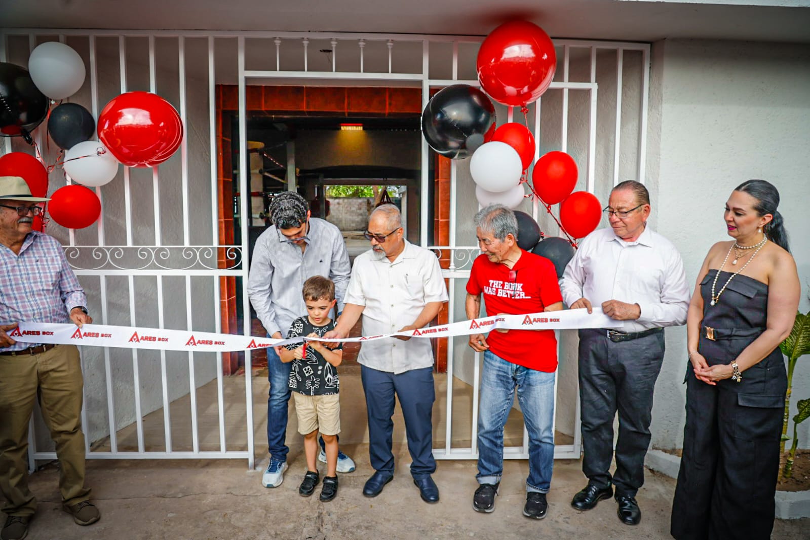 Inauguración de Ares Box en Culiacán