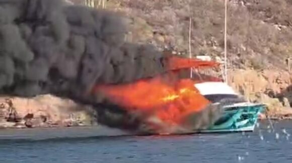 Capitanía de puerto de Topolobampo tendrá que determinar que generó el incendio en el yate que se quemó: PC