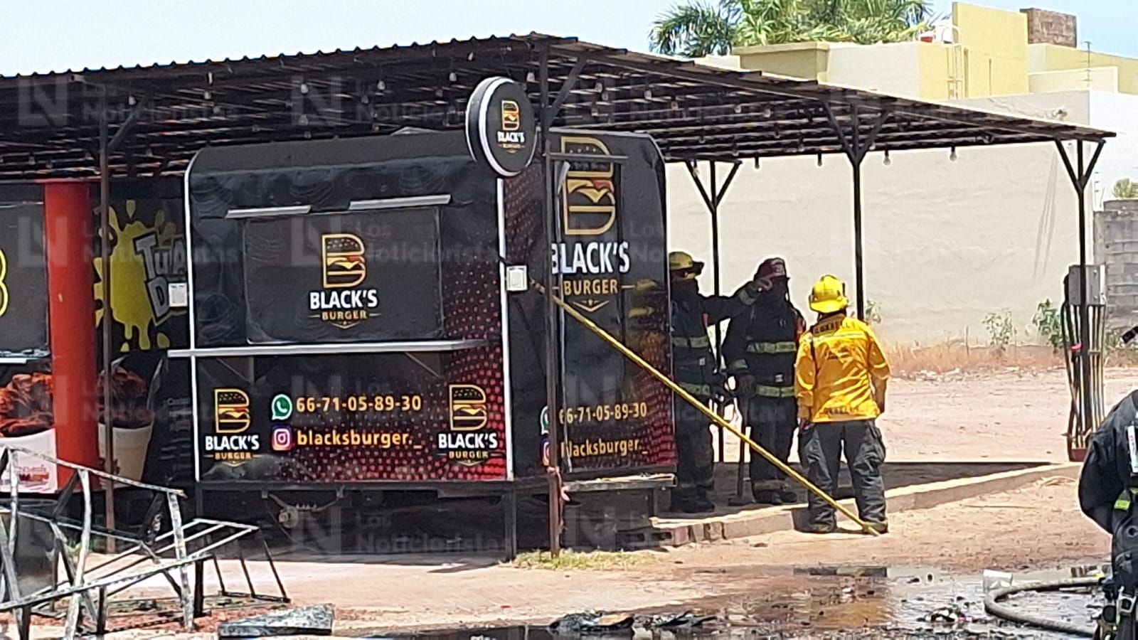 Se incendia asadero de carnicería en el sector La Conquista de Culiacán