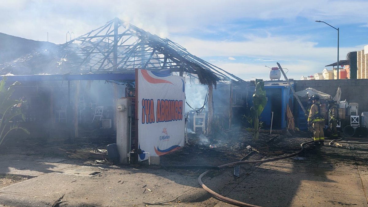 incendio en restaurante de mariscos de mazatlan lugar
