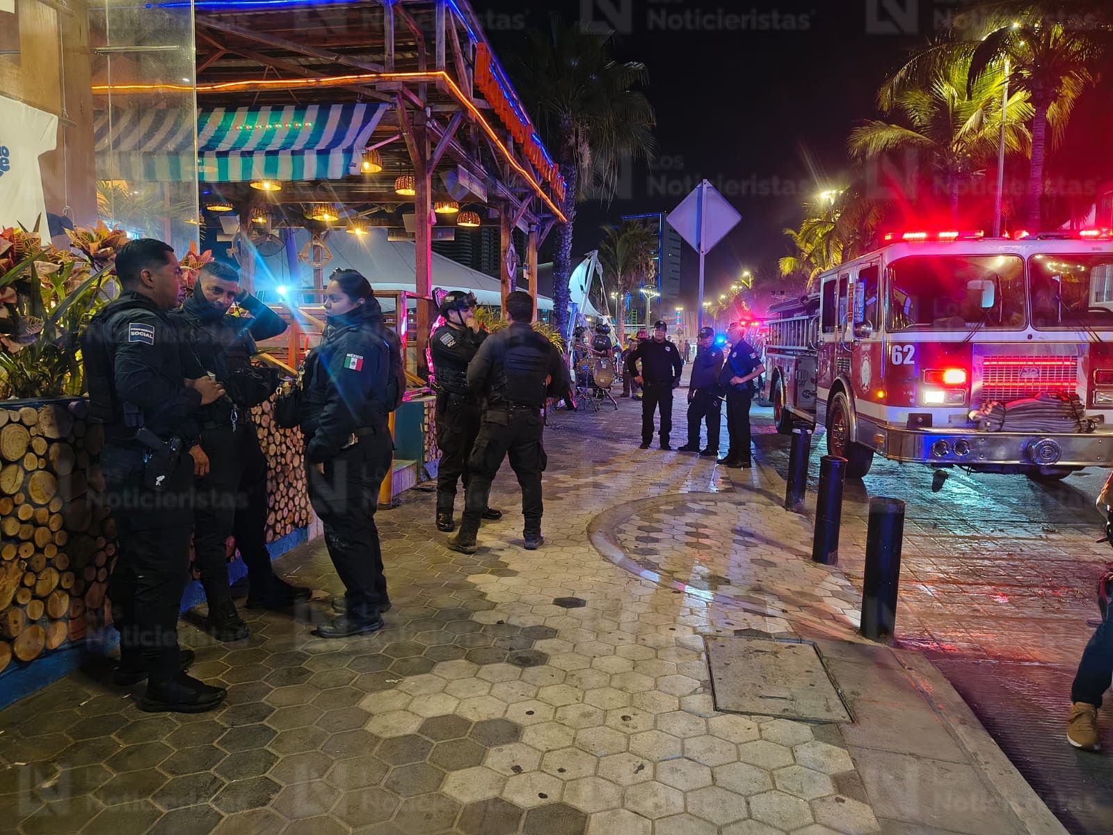 Controlan incendio en restaurante de Mazatlán, Sin.