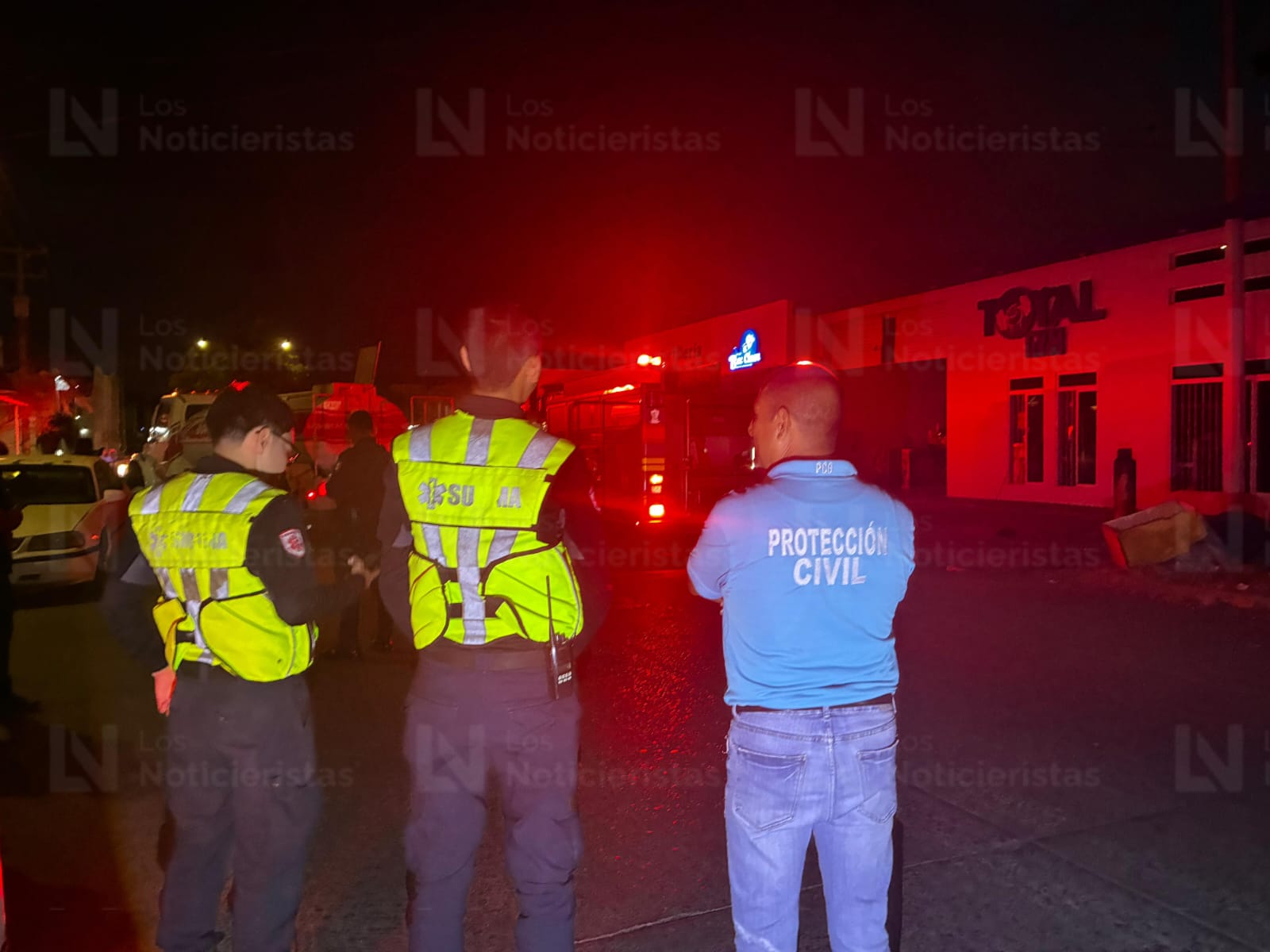 Explota tanque de gas en el Cetis 68 de Los Mochis