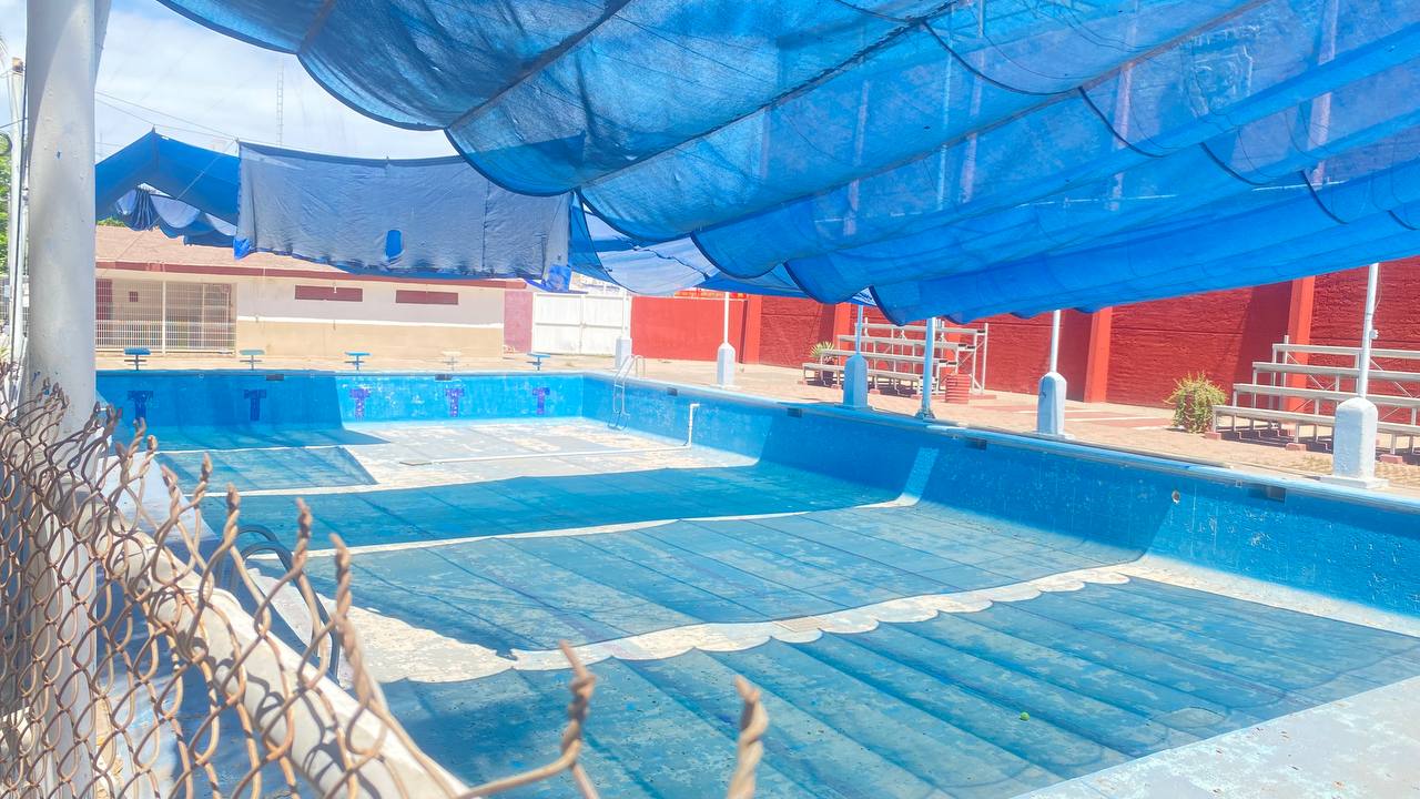 Inhabilitadas albercas públicas del parque Villafañe en Guasave