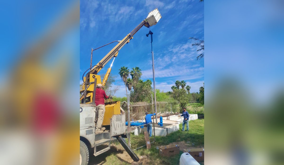 Instalan equipos de bombeo en el cárcamo La Constancia, El Fuerte