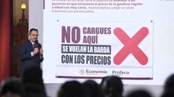 Profeco va de nuevo contra gasolineras más caras, mientras se busca fijar el precio del diésel