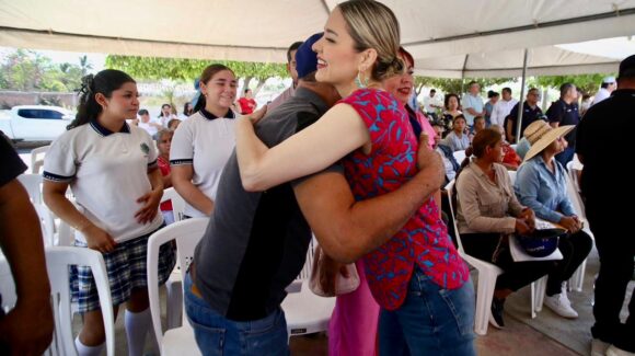 Jornada “Contigo Mazatlán” llega a El Vainillo con atención directa y proyecto hídrico para zona rural