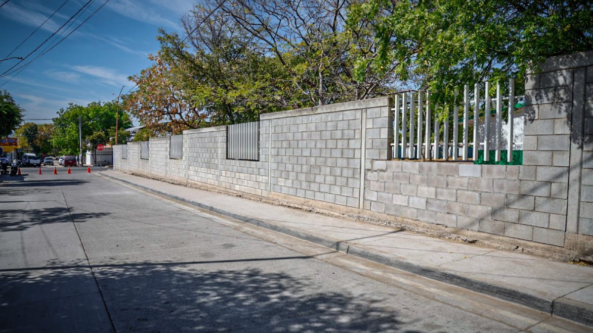 juan de dios gamez mendivil entrega pavimentacion en culiacan sin