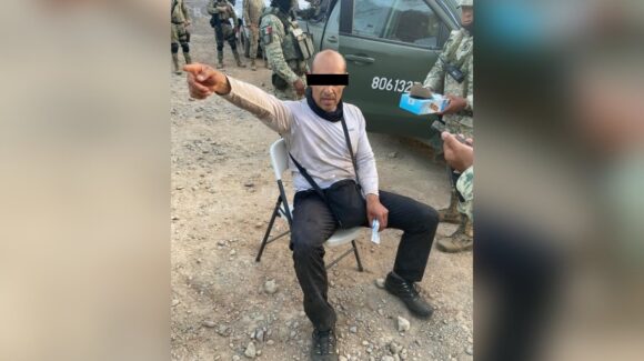 Encuentran con vida a Juan Díaz, tras su extravío en Rosario, Sinaloa cubriendo el rescate de los mineros atrapados