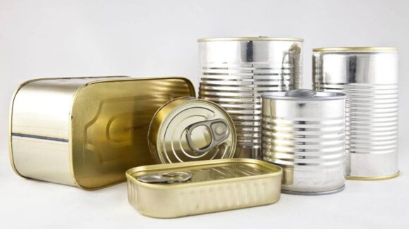 Si tienes latas en casa, no las tires: descubre seis formas de darles nueva vida