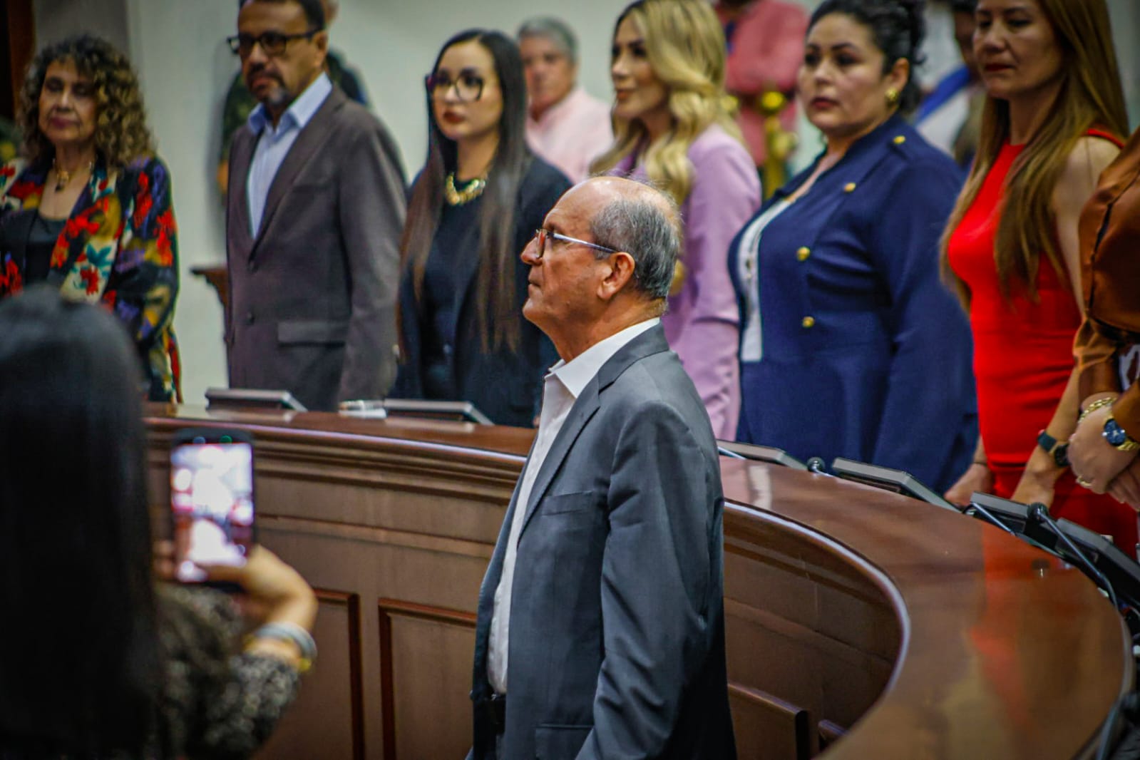 Lauro Gallardo, toma protesta como suplente de Bernardino Antelo