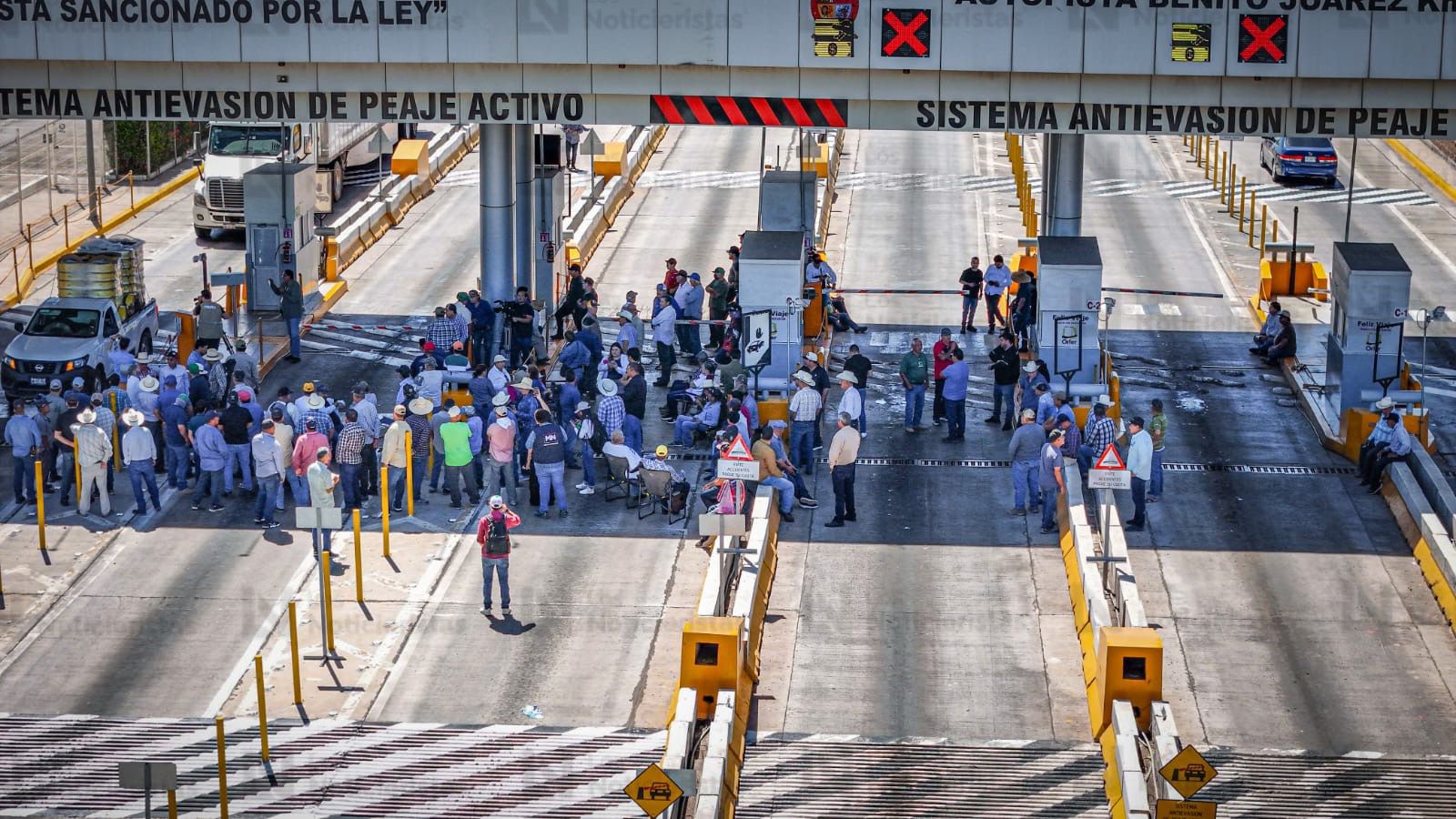 libres de cobro permanecen las casetas de cobro en algunos puntos de sinaloa