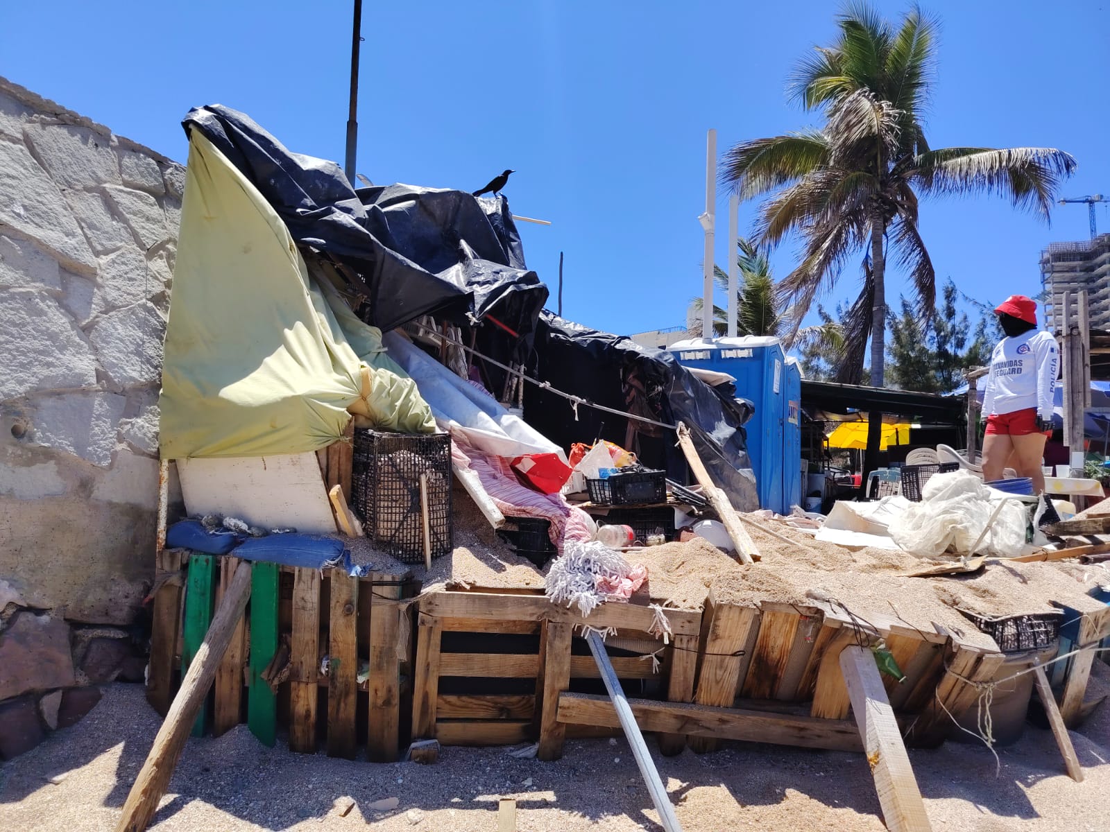 Limpieza de Playa Pinitos, Mazatlán