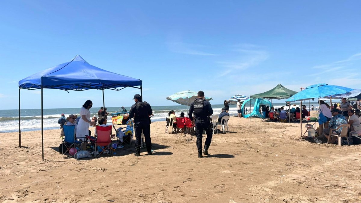 limpieza en playa las gloria en guasave