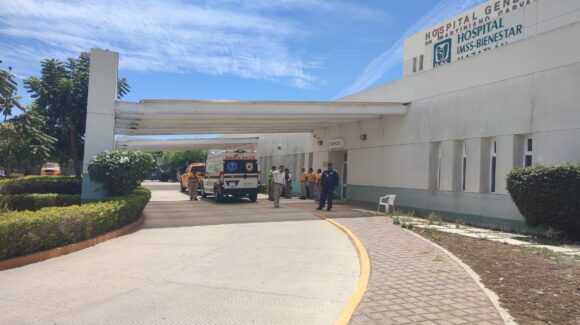 Despierto y consciente: así llega el segundo minero rescatado en Rosario al Hospital General de Mazatlán, Sinaloa