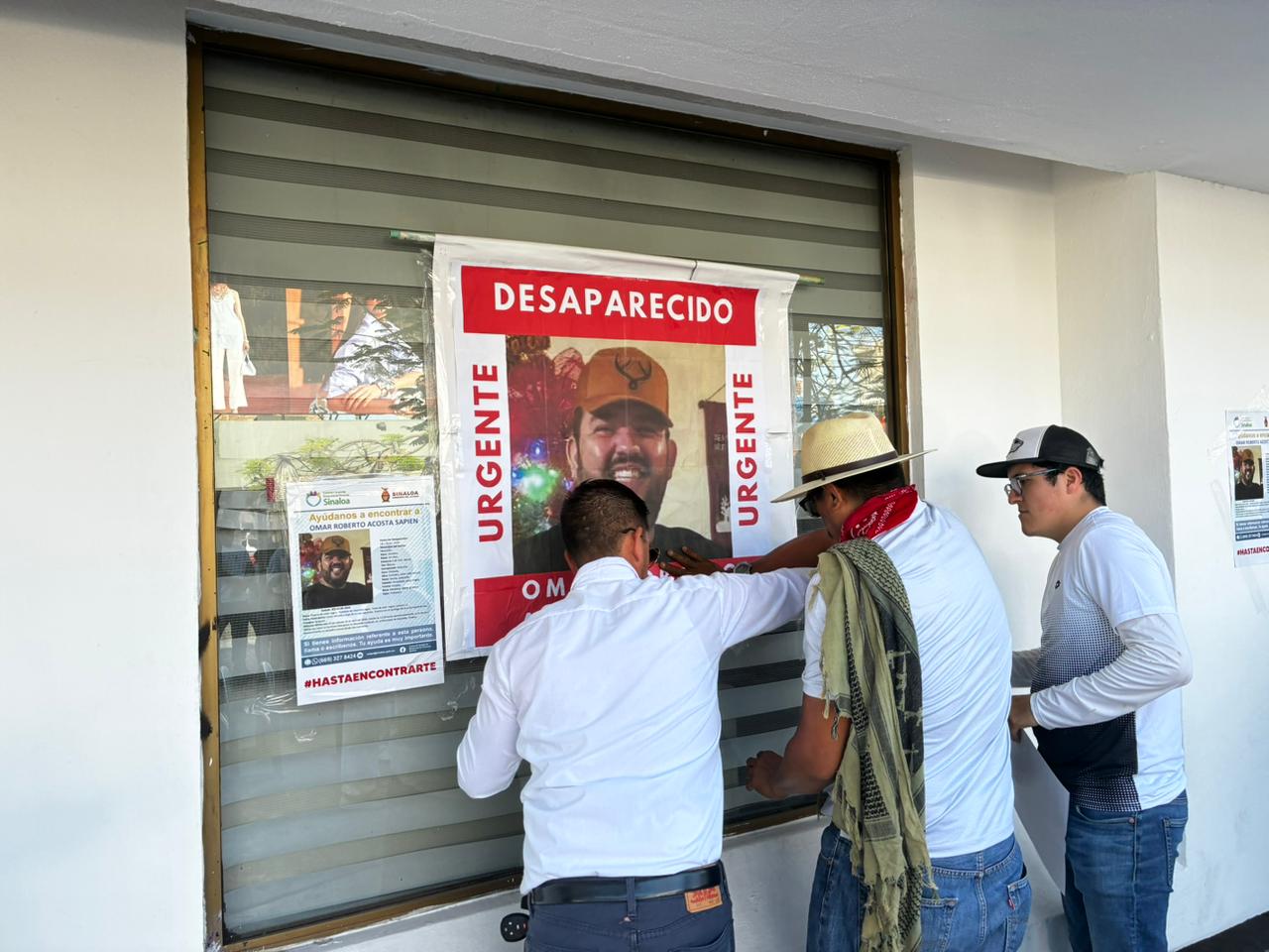 “Vivo se lo llevaron, vivo lo queremos” familiares de Omar Roberto se manifiestan en Fiscalía de Los Mochis, Sinaloa