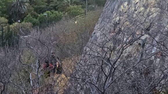 Padres de familia deben cuidar más a sus hijos, tras la caída un menor en el cerro de la Memoria: Cutberto Ríos