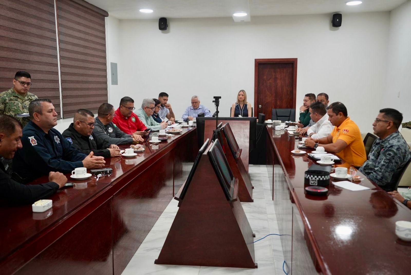 Refuerzan operativos de seguridad en Mazatlán, Sinaloa, tras reunión de la Mesa de Paz