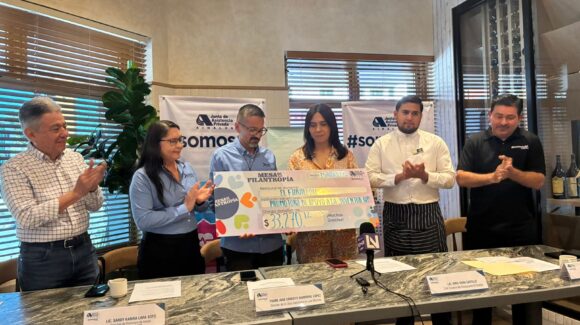 Entrega JAP Sinaloa recursos de la Mesa de la Filantropía en Los Mochis; restaurante Farallón suma esfuerzos a favor de la juventud